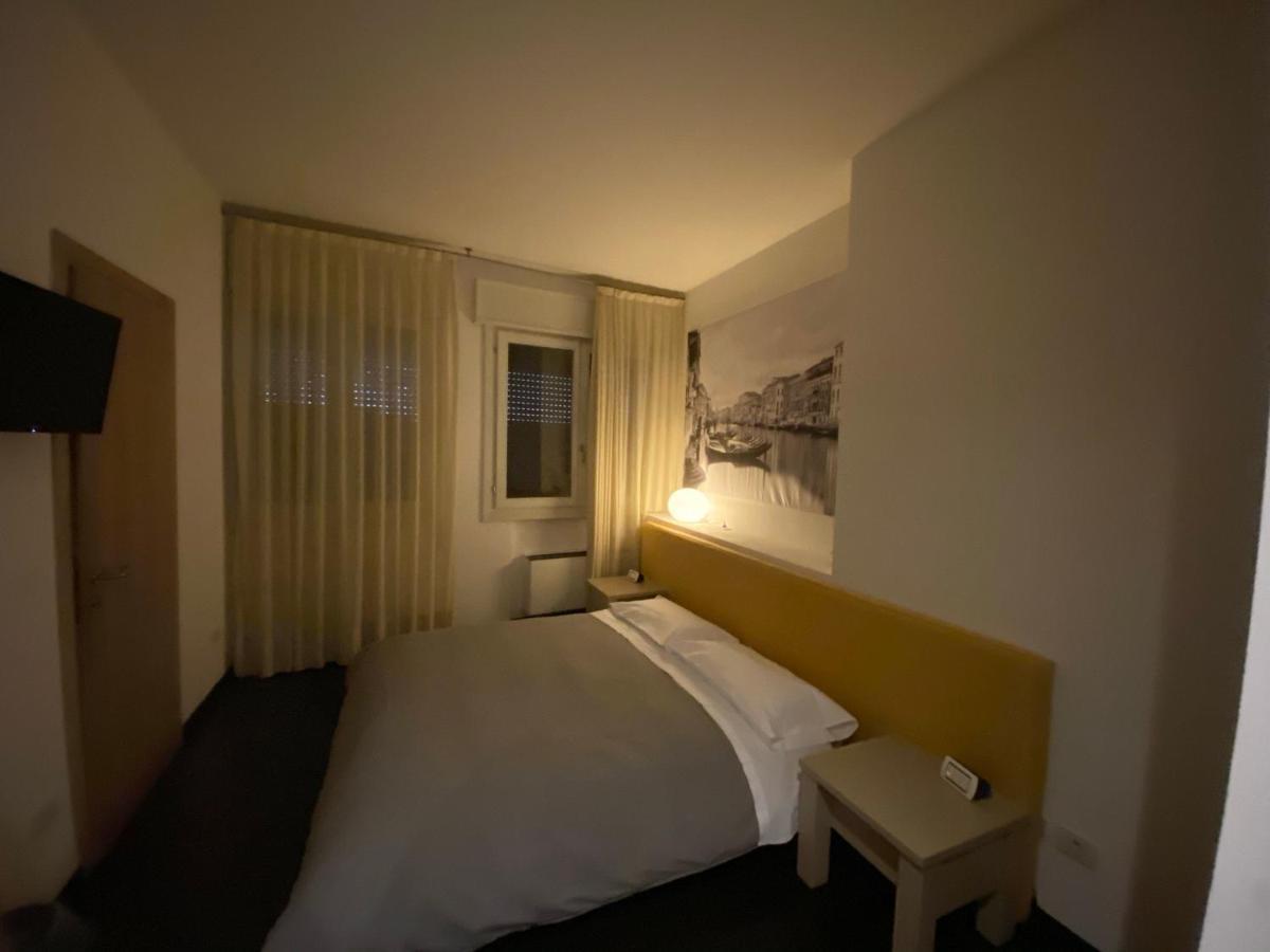 Hotel Angi Fosso  Ngoại thất bức ảnh