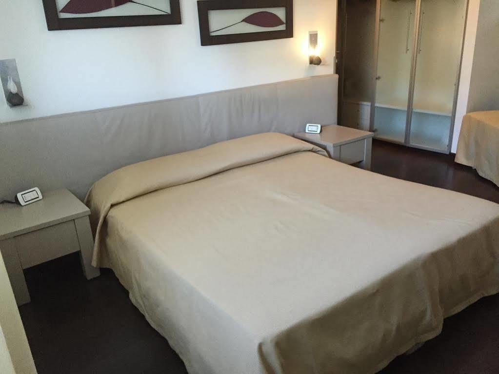 Hotel Angi Fosso  Ngoại thất bức ảnh